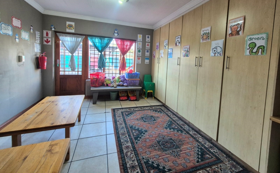 8 Bedroom Property for Sale in George South Western Cape